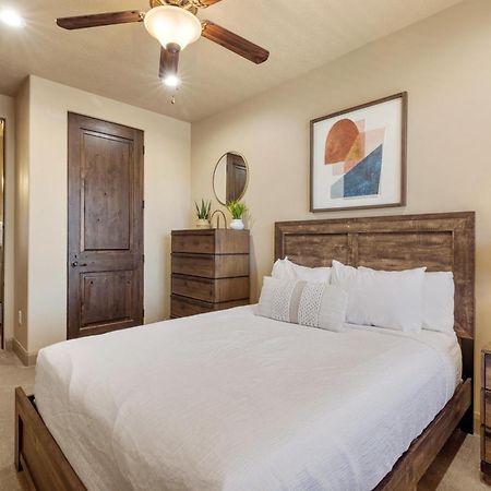 Vacation Rentals At Sand Hollow Resort ハリケーン エクステリア 写真