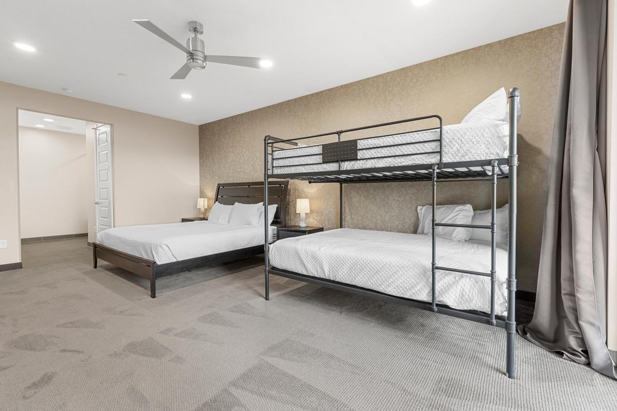 Vacation Rentals At Sand Hollow Resort ハリケーン エクステリア 写真